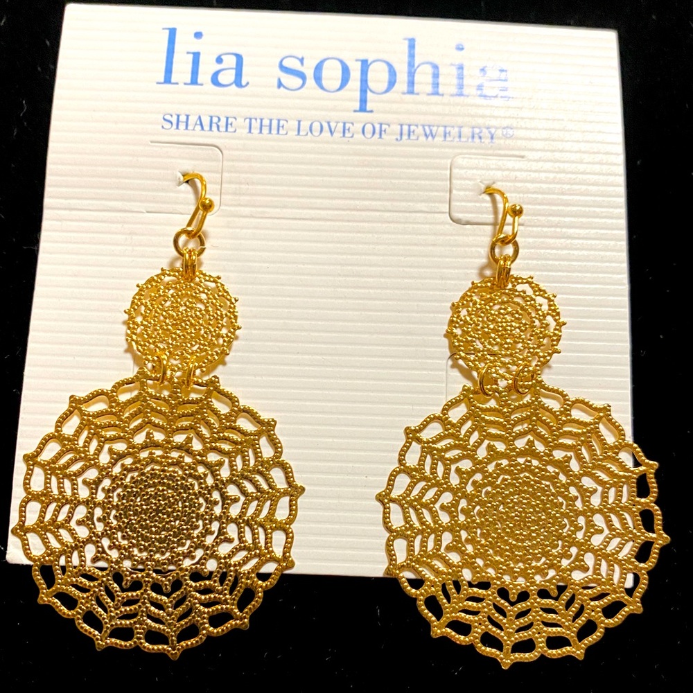 Lia Sophia dangly earrings
